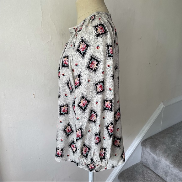 Tucker NYC Floral Diamond Dot Button Silk Blouse - Picture 2 of 9